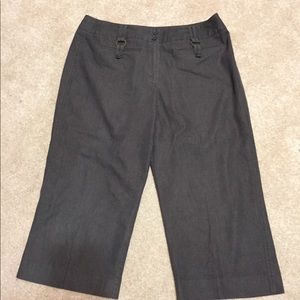 Larry Levine Stretch Capris🍒